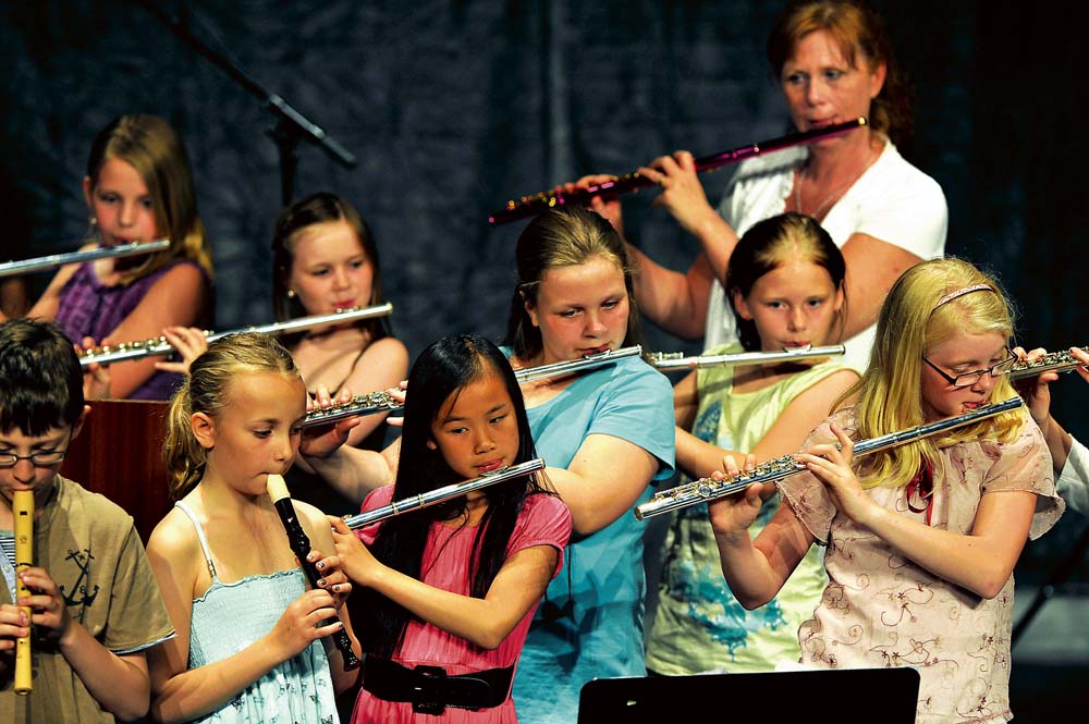 Blåsensemblen bjöd på två musikstycken, C-Jam blues och På andra sidan. 
