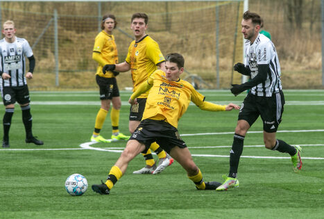 Nils Strandahl