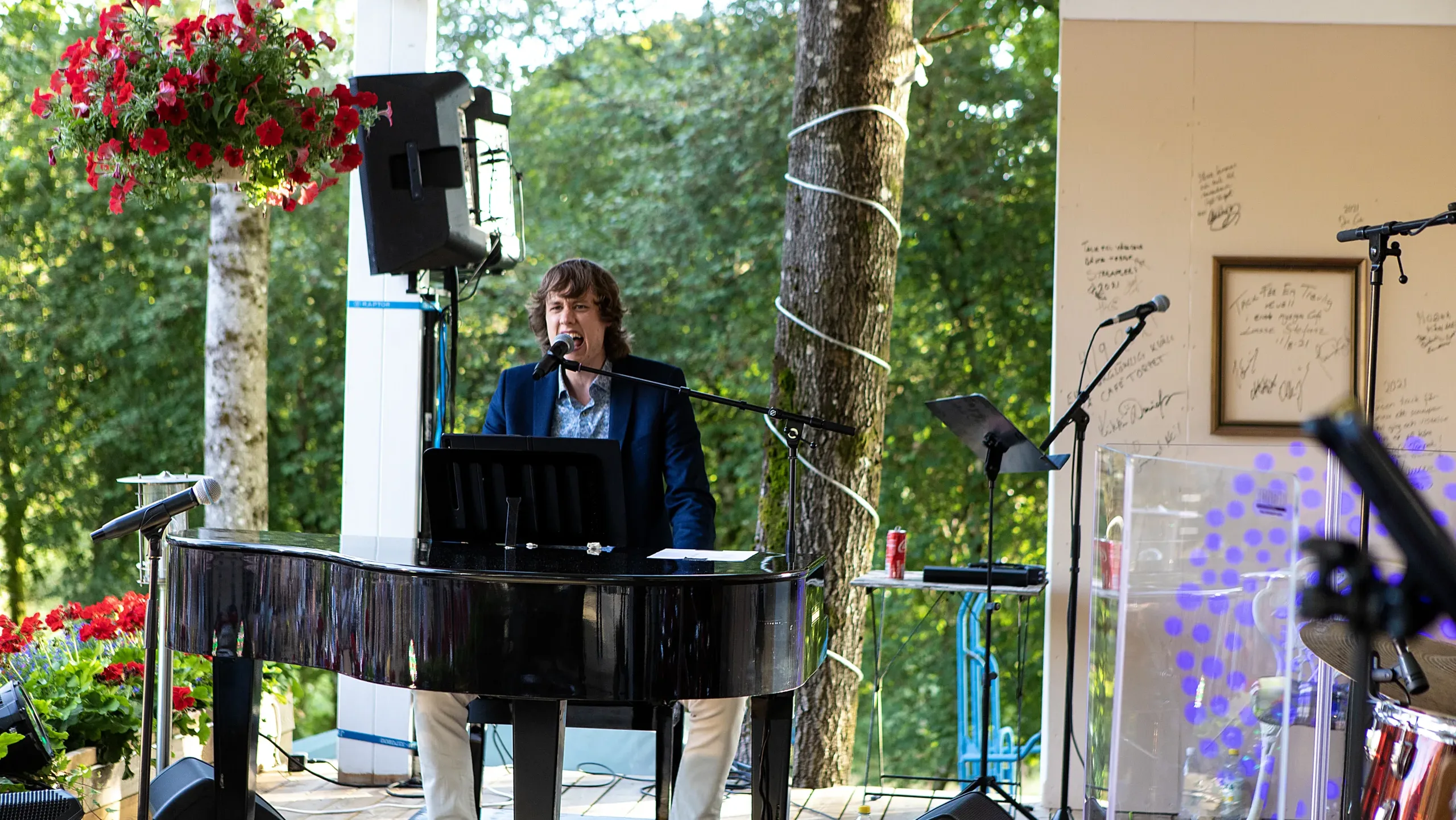 v3026 Café Torpet David Carbe copy