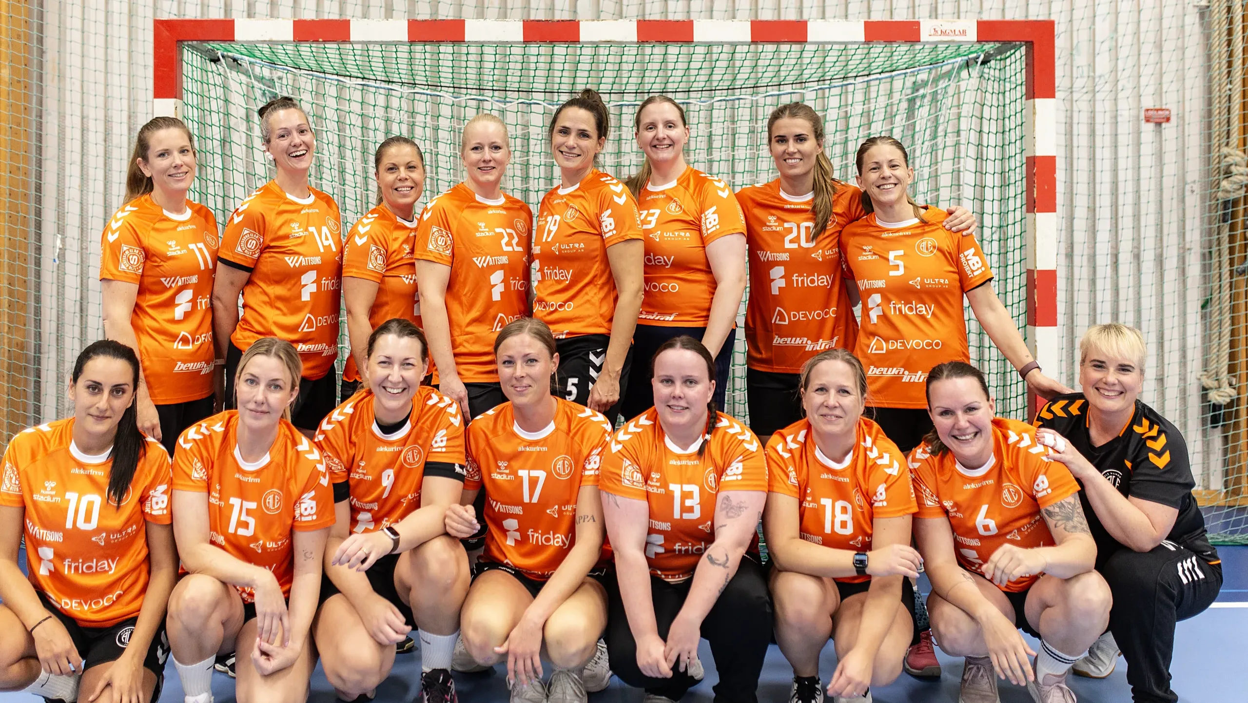 v4026 Ale Handboll dam copy